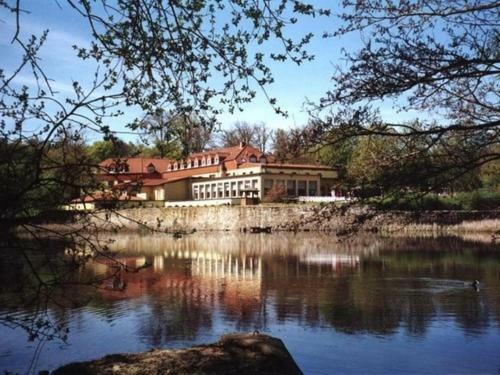 Der Quellenhof Hotell Helmstedt Exteriör bild